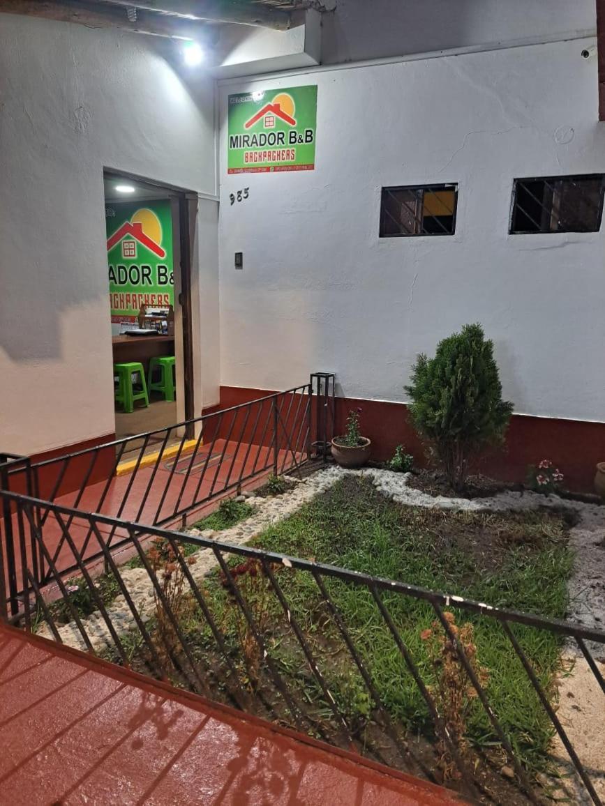 Mirador Backpackers B&B Huaraz  Exterior photo